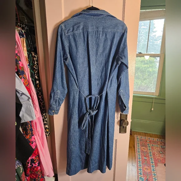 L.L. Bean Vintage Blue Denim Long Shirt Dress Size 12 - Picture 2 of 4